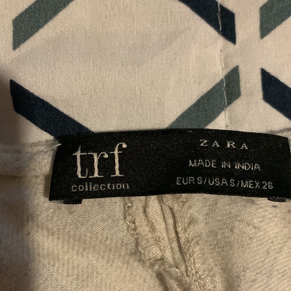 trf Zara collection Small lightweight 4 button blazer, cream linen V neck - Picture 6 of 7